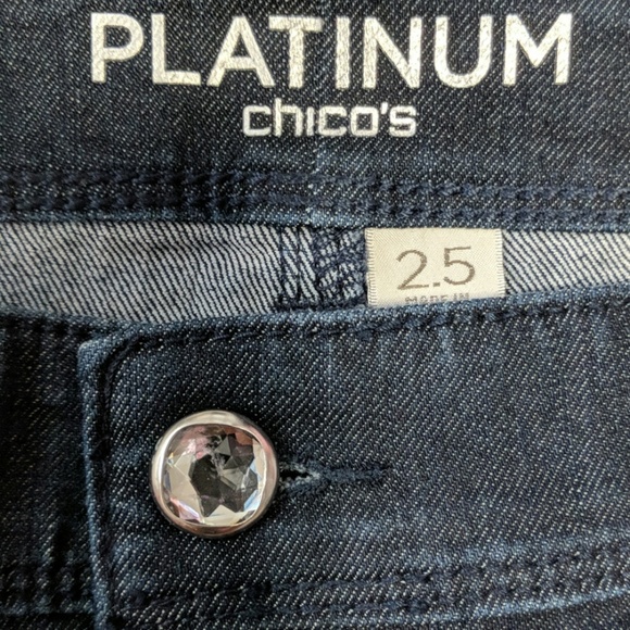 Chico's Platinum Embellished Jean Size 14 (2.5/L) - Picture 2 of 8